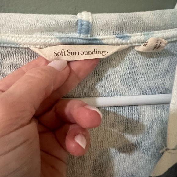 Soft Surroundings Women XL Aqua Swirl Hooded Roll Tab Pullover Top USA MADE - Picture 4 of 4